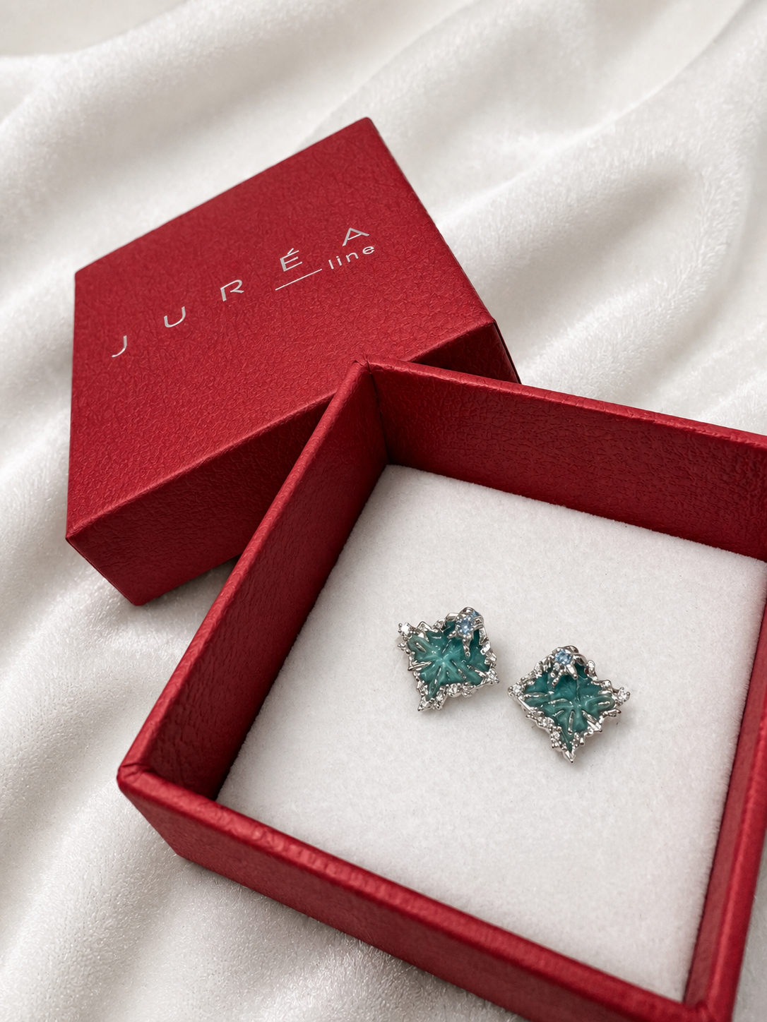 JURÉA Azélie Stud Earrings