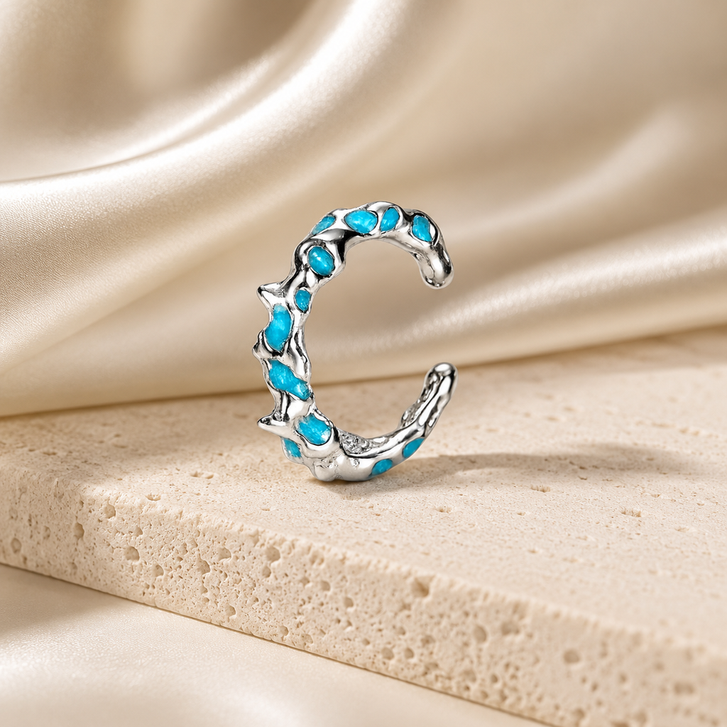 JURÉA Azurea Ear Cuff