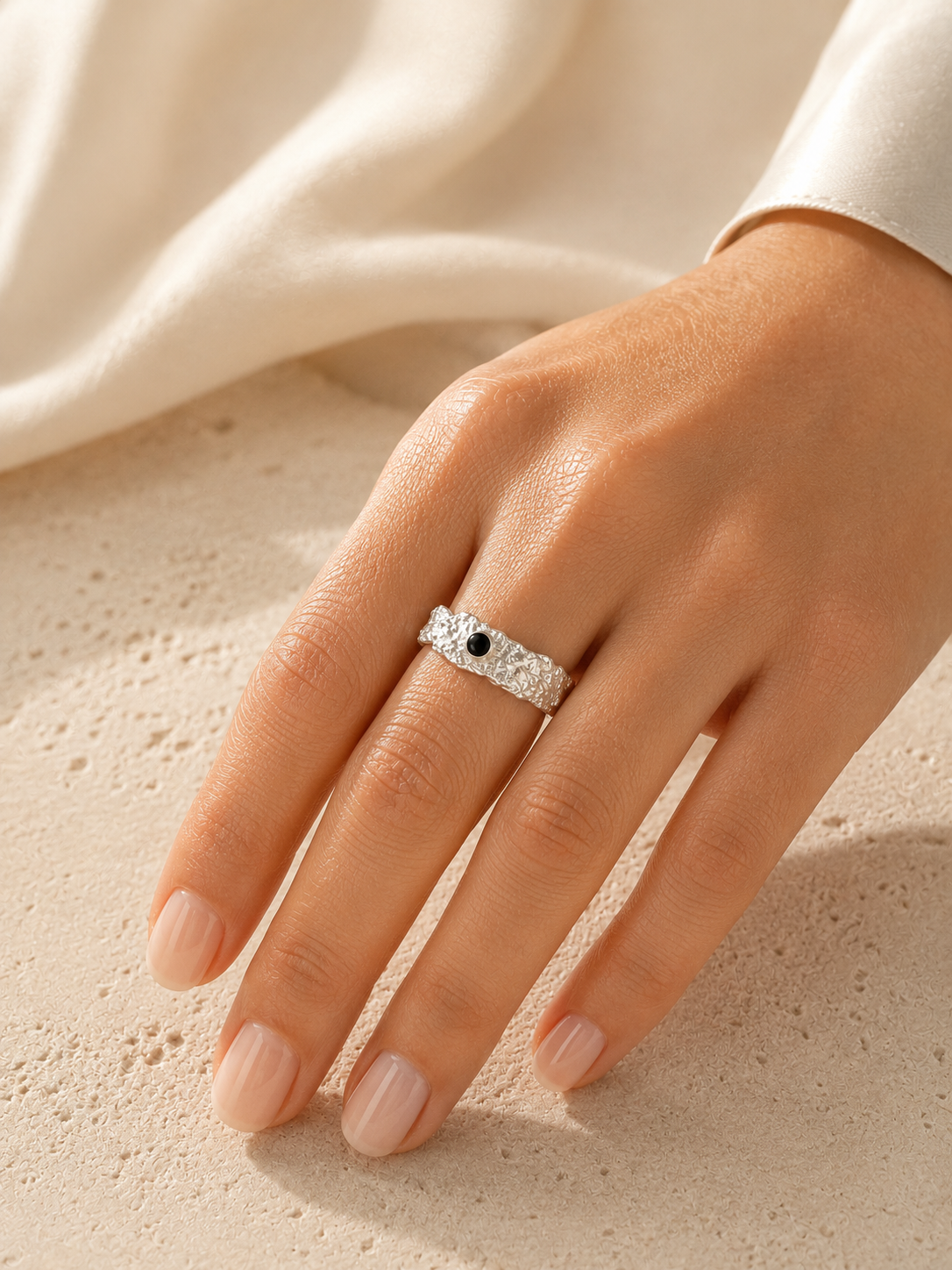 JURÉA Éclipse Noir Ring